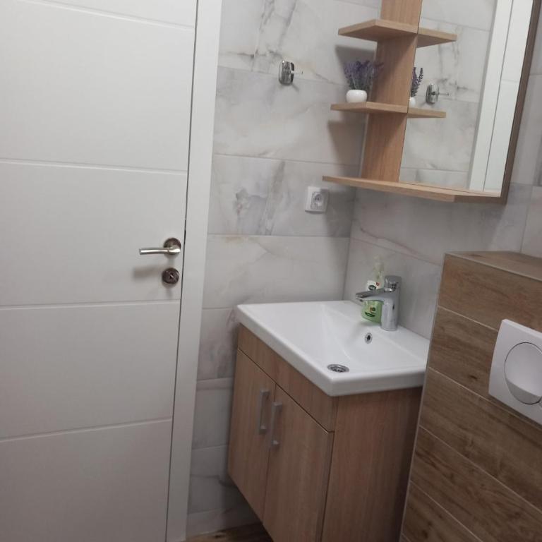 Konak Cicović - One-Bedroom Apartment - 10