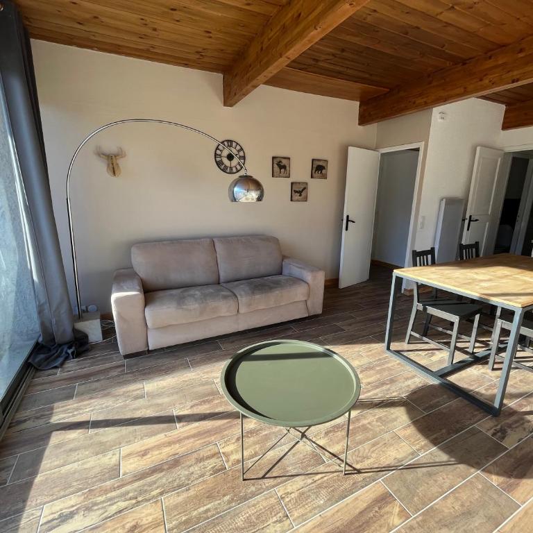Barcelonnette location avec jardin - One-Bedroom Apartment - 3