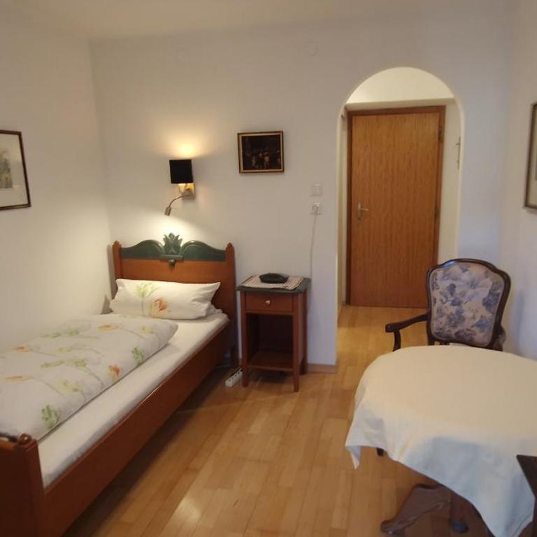 Christl, Haus - Einzelzimmer mit Dusche - 3