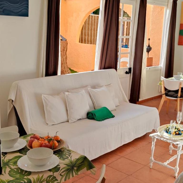 Casa con jardín a 30 metros de la playa. AT. - Casa de 4 dormitorios - 11