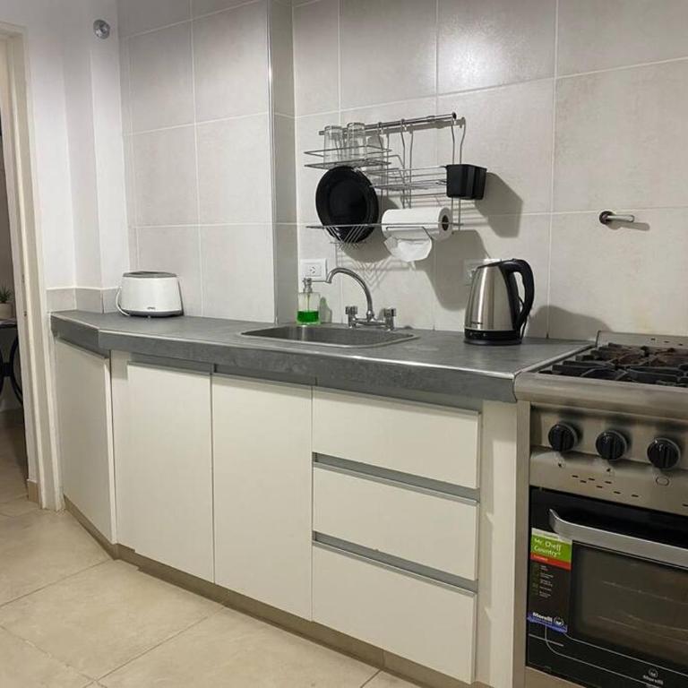 Departamento nuevo, con patio - Apartamento de 1 dormitorio - 8