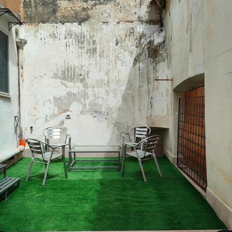 Cala Apartment Centre - Two-Bedroom House - 21