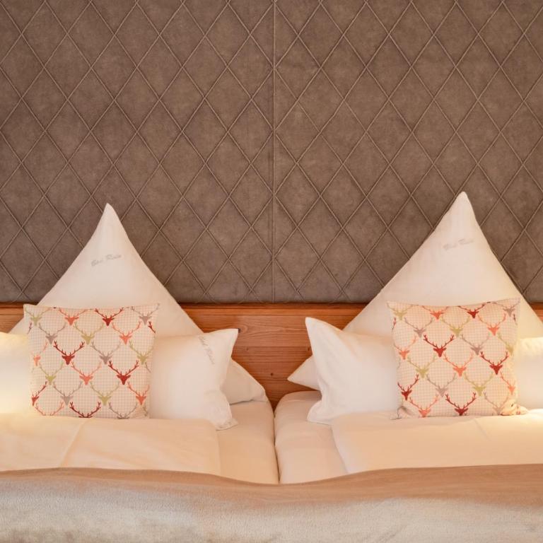 Hotel Bad Rain mit Oberstaufen PlusGolf - Deluxe Doppelzimmer mit Südbalkon und Bergblick - 7