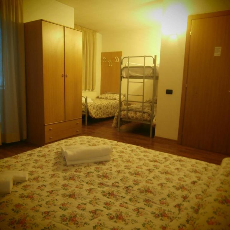 Hotel Orsa Maggiore - Appartamento con 2 Camere da Letto - 2