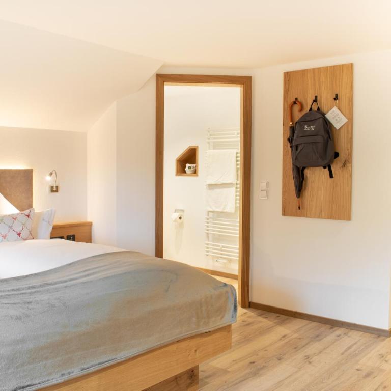 Hotel Bad Rain mit Oberstaufen PlusGolf - Doppelzimmer mit Bergblick - 2