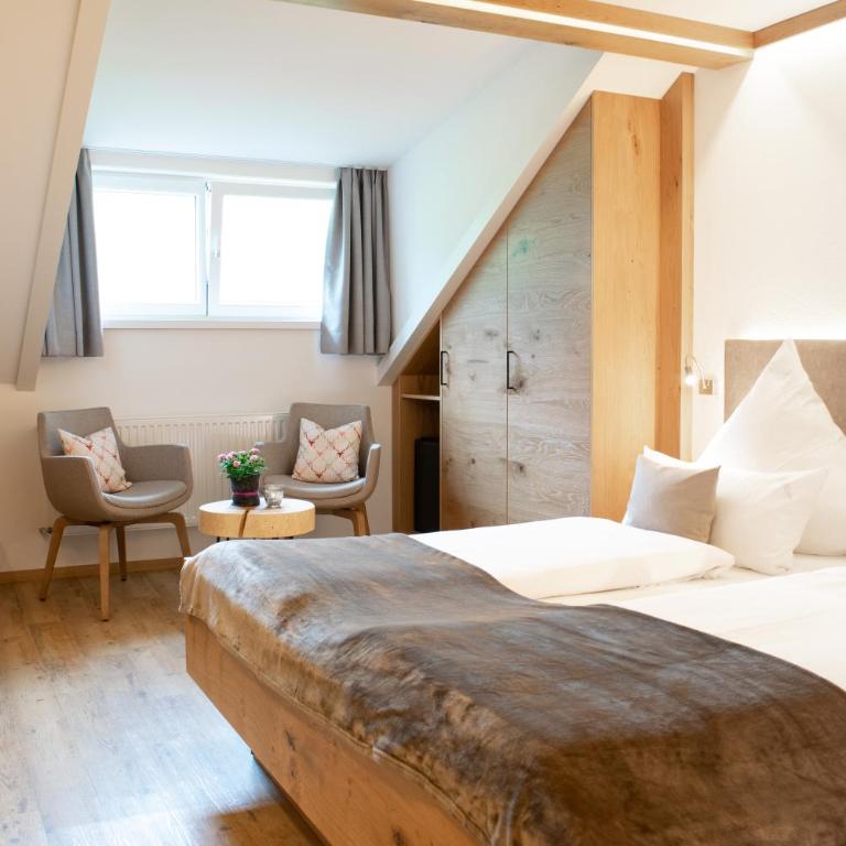 Hotel Bad Rain mit Oberstaufen PlusGolf - Doppelzimmer mit Bergblick - 4