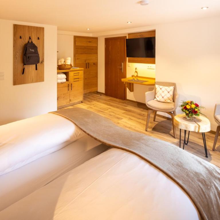 Hotel Bad Rain mit Oberstaufen PlusGolf - Doppelzimmer mit Bergblick - 7