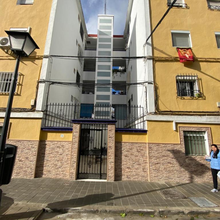 piso junto al hospital macarena - Apartamento de 2 dormitorios - 19