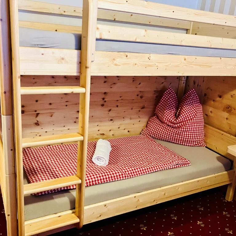 Rösslgut Bed & Breakfast - Deluxe Vierbettzimmer - 1