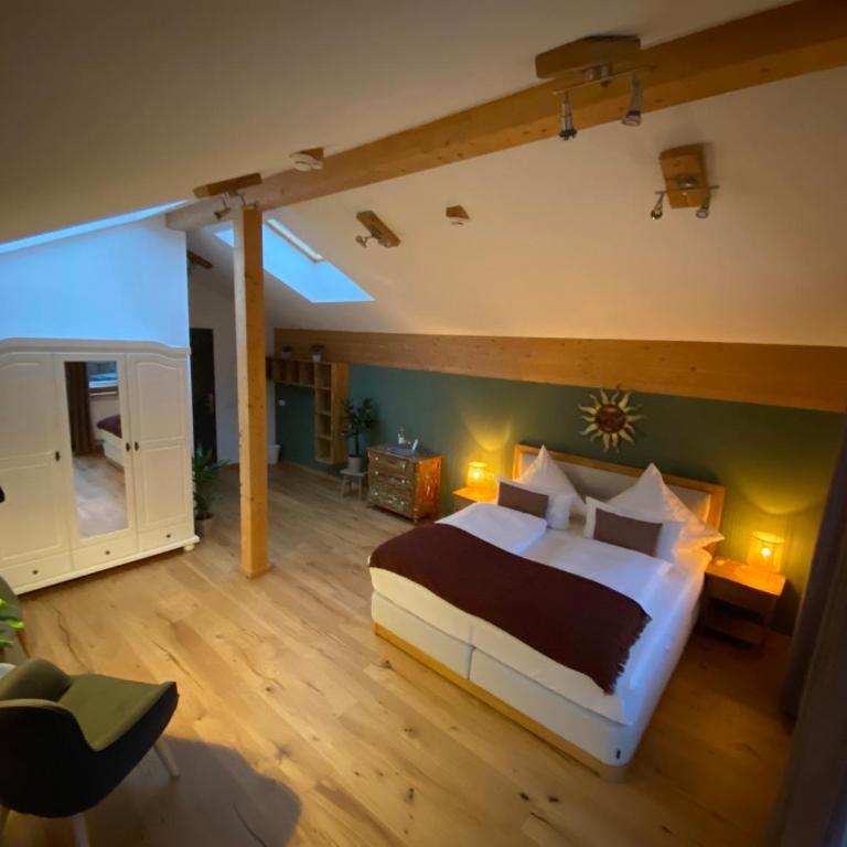 Grüner Hut - DEIN BERGHOTEL - Deluxe Doppelzimmer mit Balkon - 4