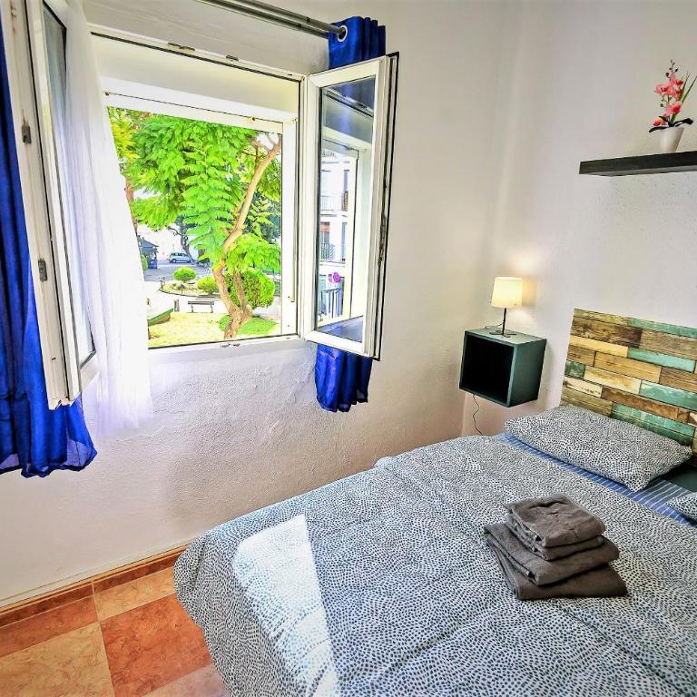 Plaza Polvorista 4-Bedroom Apartment w Balcony - Apartamento con balcón - 21