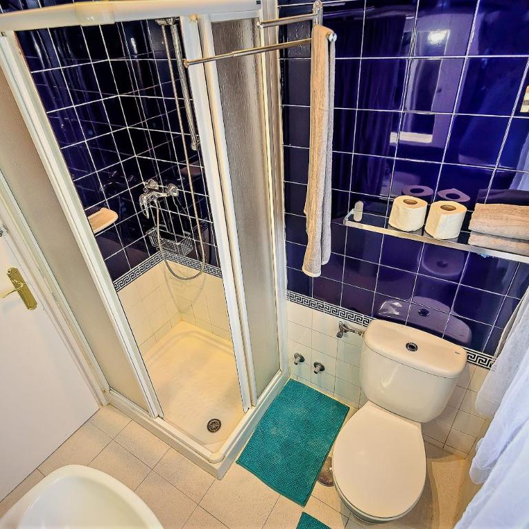 Plaza Polvorista 4-Bedroom Apartment w Balcony - Apartamento con balcón - 35