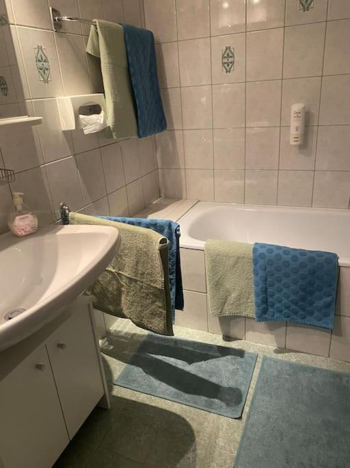 Schöne Ferienwohnung mit Wolfgangseeblick - One-Bedroom Apartment - Annex - 16