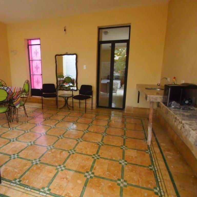 Villa Candita, a unos pasos del Paseo Montejo - Three-Bedroom Villa - 23