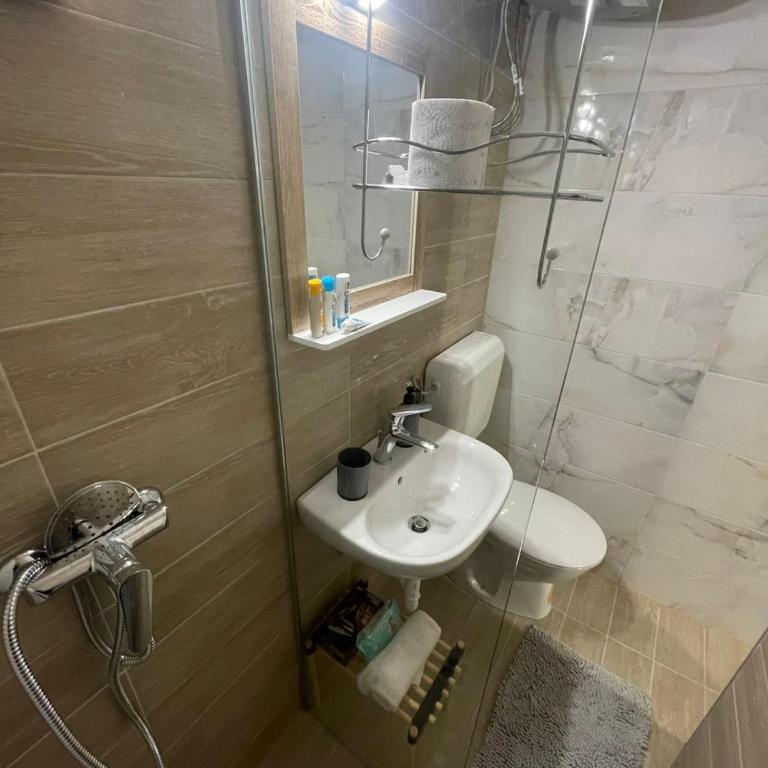 KOTA - Prime Location - One-Bedroom Apartment - 25