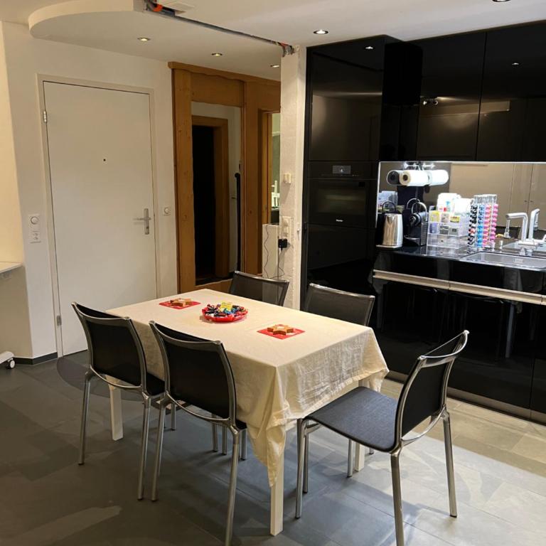 SmartHome Top of the World - One-Bedroom Apartment - 2