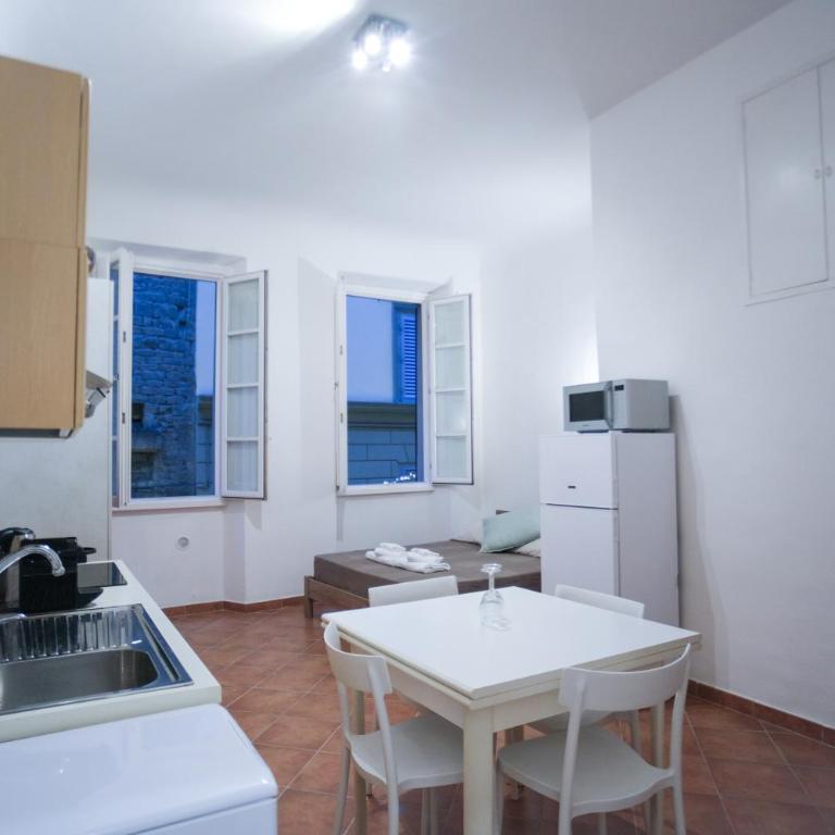 Le Dantesche Boutique Apartments - Appartamento Superior - 18