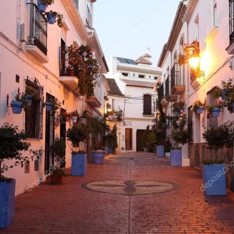 COZY APARTMENT BETWEEN THE PORT AND THE BEACH LA RADA - Apartamento de 2 dormitorios - 32