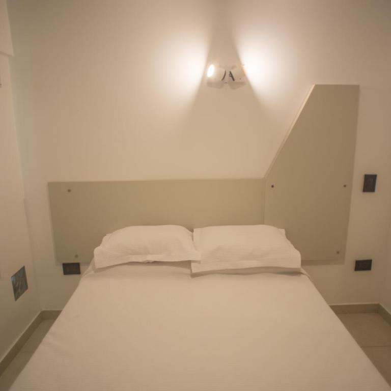 Amares Apart - Departamentos 4 y 5 - Quadruple Room with Garden View - 8