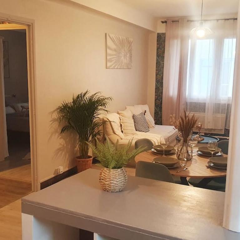 *Cosy* spacieux * entrée autonome* centrale* - Apartamento de 1 dormitorio - 3