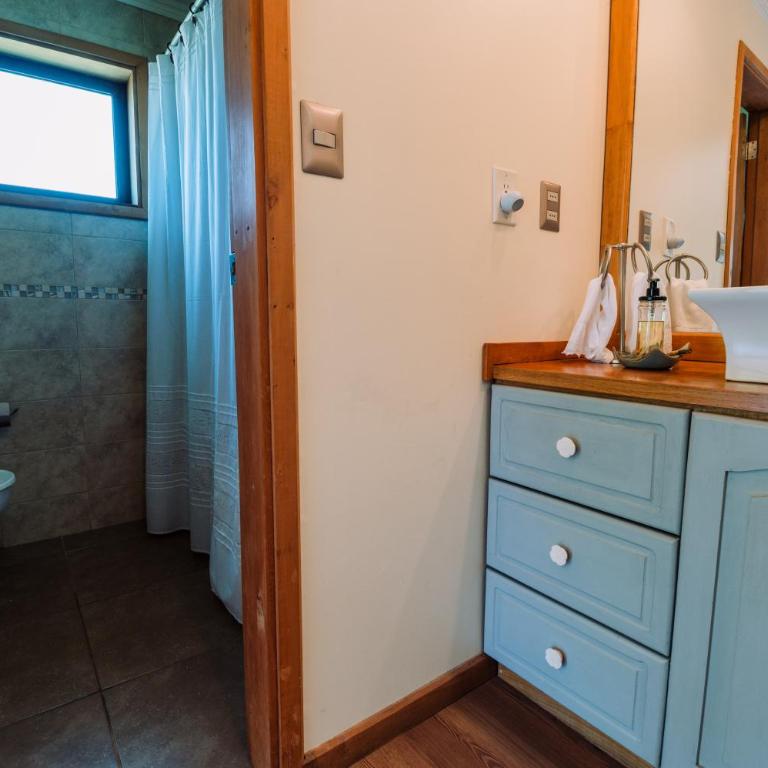 Wellnesshaus Bed and Breakfast - Deluxe Double or Twin Room with Mountain View - 3