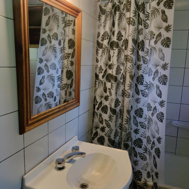 Cabañas El Estribo Sur Bariloche - Casa de 3 dormitorios - 14