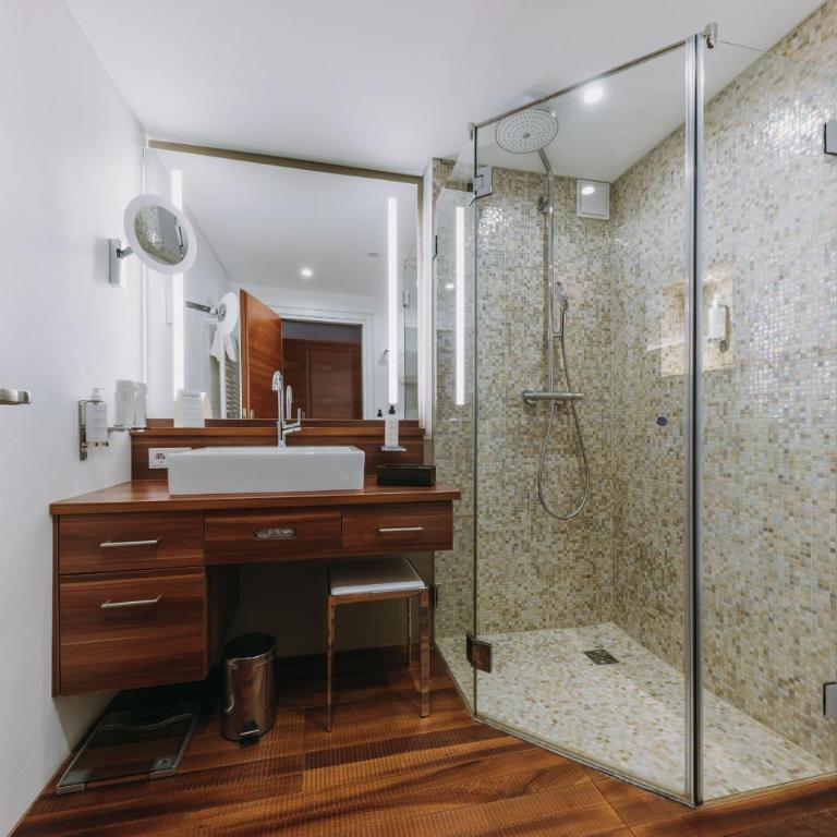 Rosenalp - Gesundheitsresort & Spa - Doppelzimmer mit Bergblick - 5