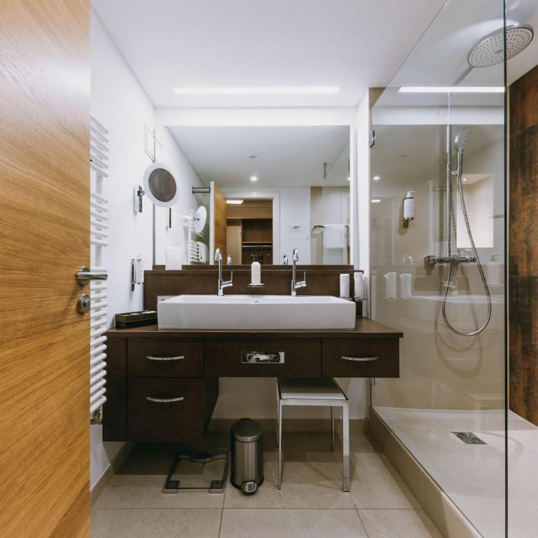 Rosenalp - Gesundheitsresort & Spa - Junior Suite mit Balkon - 3