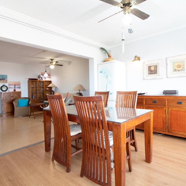 Global Vacacional, Apartamento con buenas vistas en Canet playa - Appartement 2 Chambres - 2