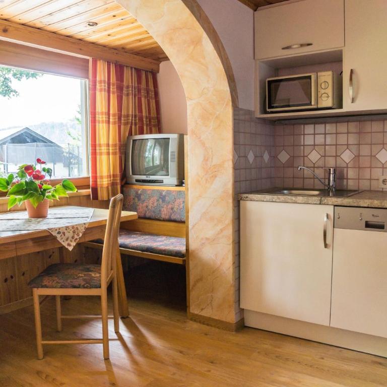 Haus Wiesbach - Apartment mit Terrasse - 3