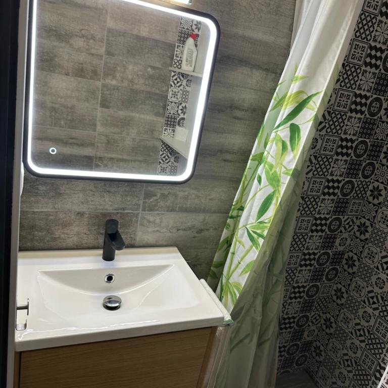 CALME-APPARTEMENT - Appartement 1 Chambre - 25