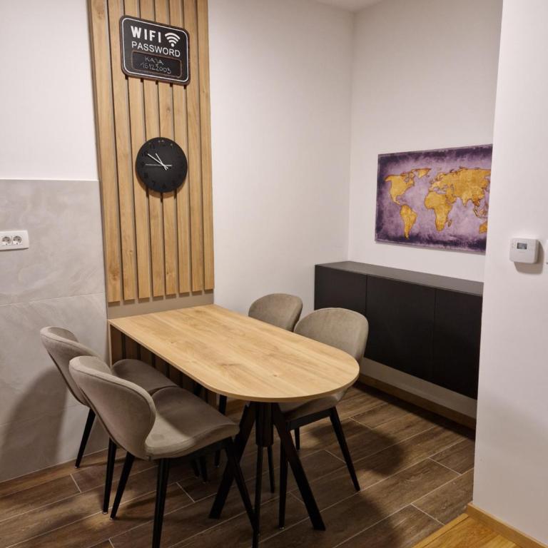 Apartman u centru Kolasina sa garazom - Apartman sa 1 Spavaćom Sobom - 8