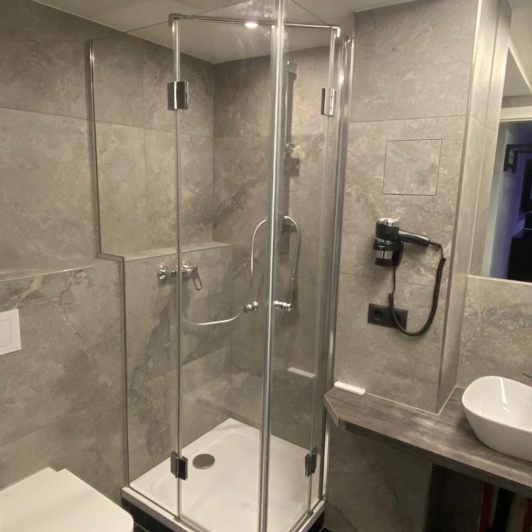 The Place Boutique & Design Hotel Flachau - Apartment im Souterrain - 1