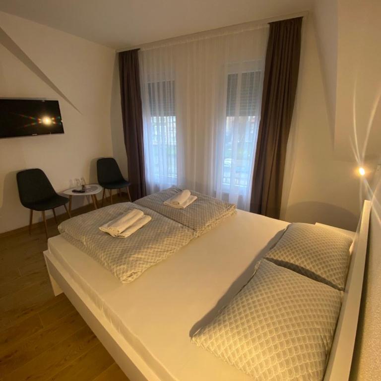 Prenoćište Stari Grad - Old Town - Deluks Dvokrevetna Soba sa Bračnim Krevetom/Zasebnim Krevetima - 4