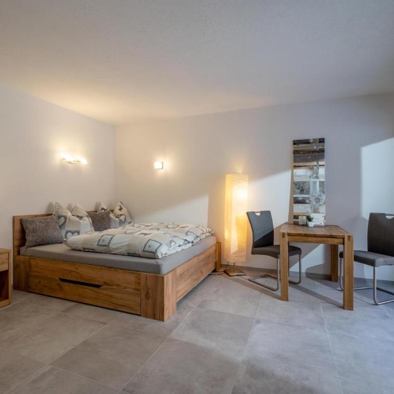 Appartement Alpenlöwe - Apartment mit 1 Schlafzimmer und Dusche - 1