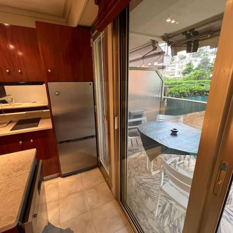 Superbe studio avec terrasse au cap d’antibes - Apartment mit 1 Schlafzimmer - 10