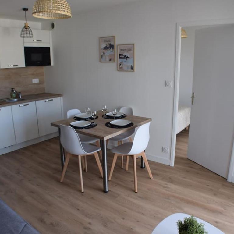 Appt Perros Guirec sur plage Trestraou et côte granit rose - Apartment mit 1 Schlafzimmer - 12