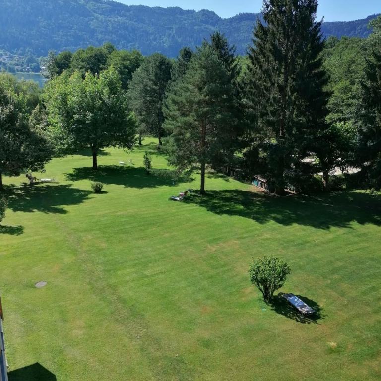 SIMON Haus KMB Seeappartement am Ossiacher See, Hallenbad, Skiarena Gerlitzen - Apartment mit 2 Schlafzimmern und Balkon - 24