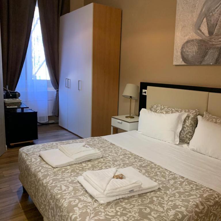 Domus La Foce Hotel - Camera Matrimoniale/Doppia con Letti Singoli con Bagno Privato - 7