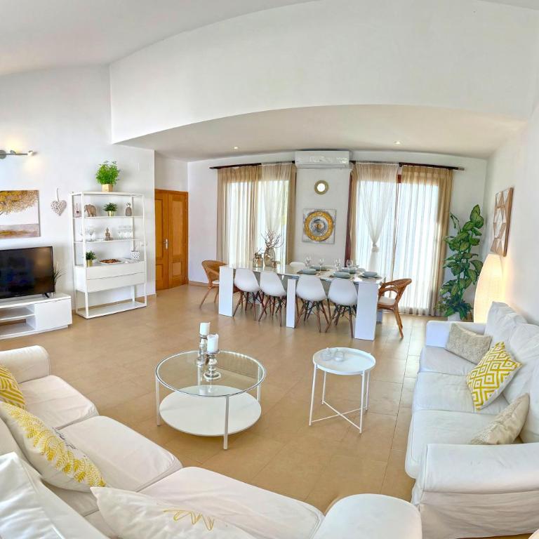 Villa Los Pinares de Monaco en Roche, Conil, Cádiz - Villa - 7