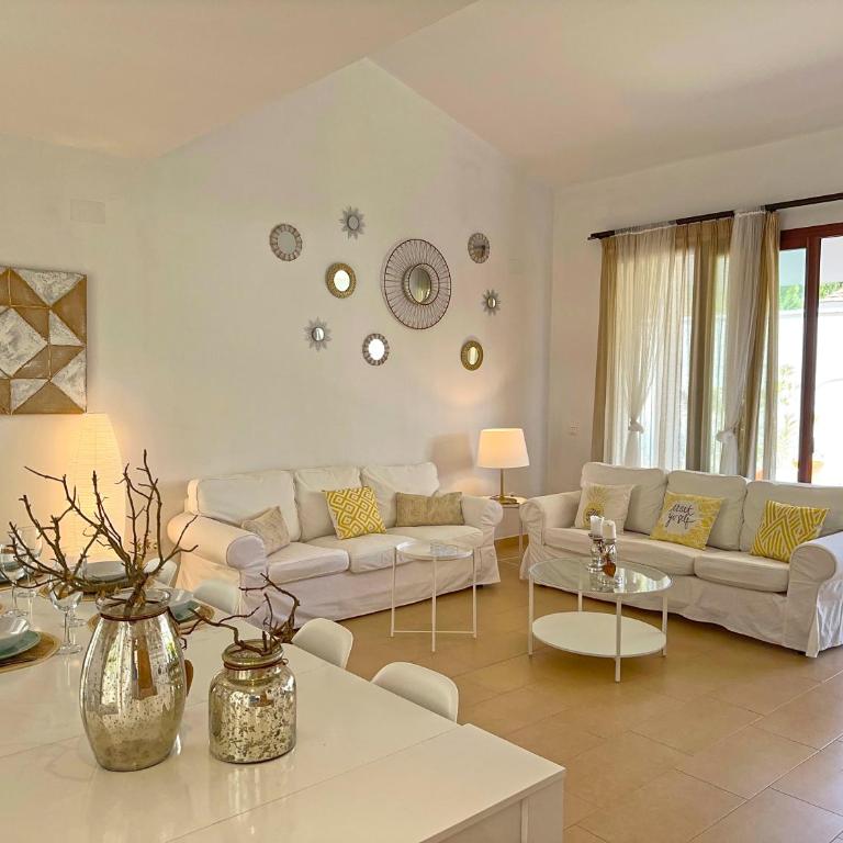 Villa Los Pinares de Monaco en Roche, Conil, Cádiz - Villa - 5