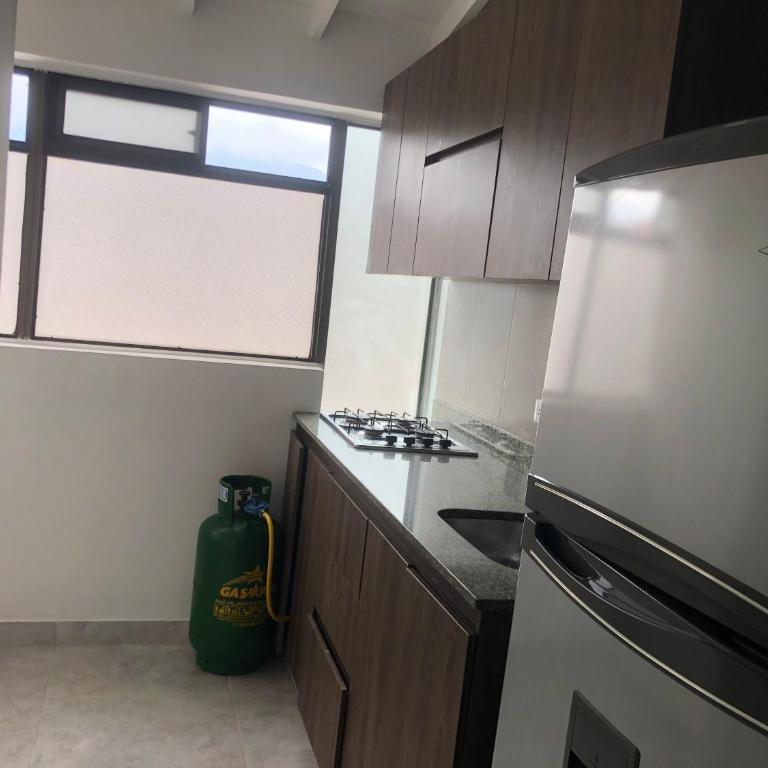 Céntrico apartamento y bien ubicado en Laureles Apto 402 - Superior Apartment - 42