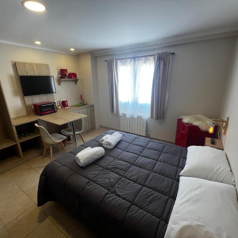 Hosteria Yamile - Estudio - 4