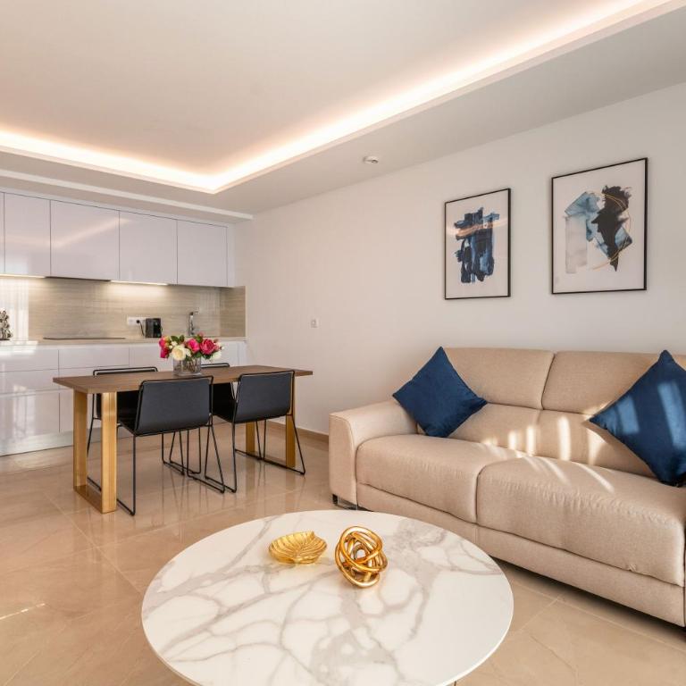 Grand Horizon Luxury Boutique Suites - Apartamento con vistas al mar - 1