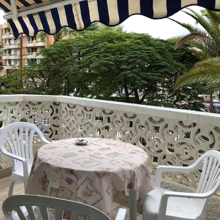 Apartamento Margarita con piscina en Playa Honda, Playa las Américas - Apartamento de 1 dormitorio - 52