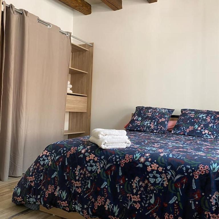 Charmant appartement - centre Cité Plantagenet!!! - Two-Bedroom Apartment - 6