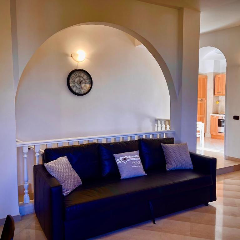 Villa Pignatelli - Quadruple Room with Sea View - 10