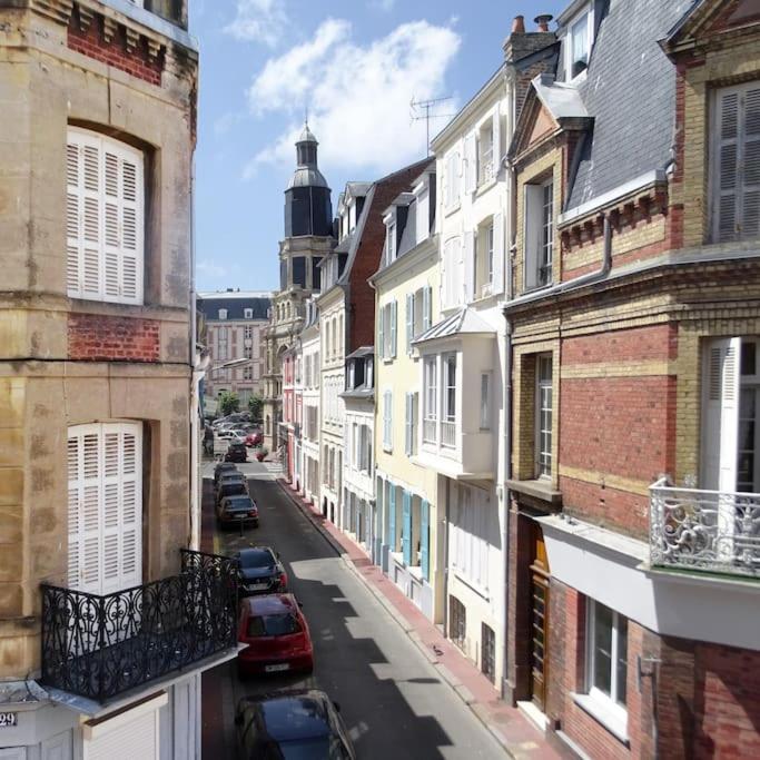 Au cœur de Trouville. Appartement de 3 pièces. - Two-Bedroom Apartment - 10