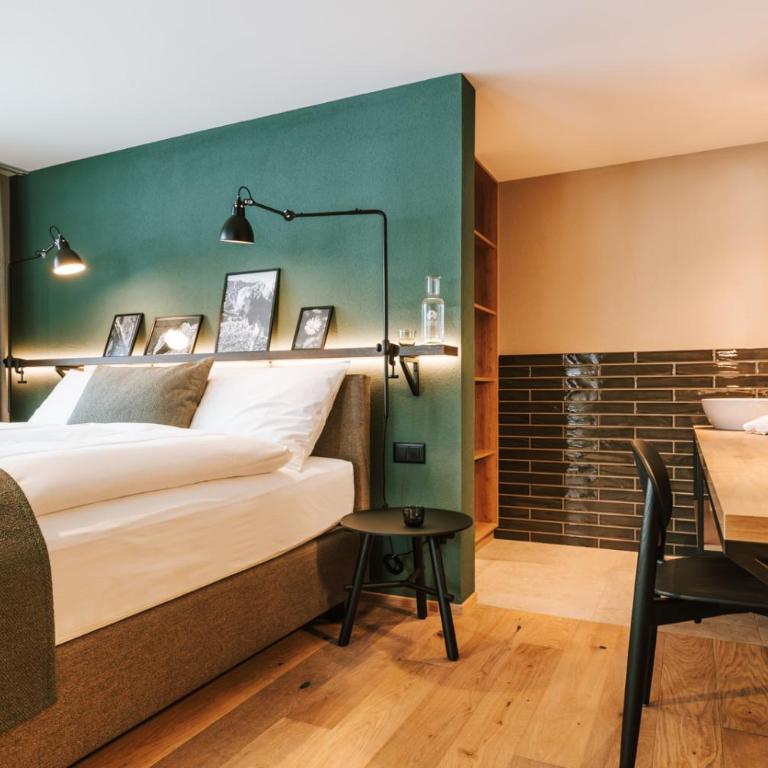 Hotel Fiescherblick - Doppelzimmer Panoramic Sunset - 1