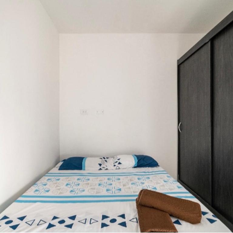 Acogedor Apartamento con Estacionamiento en Zona Céntrica - Apartamento de 2 dormitorios - 8